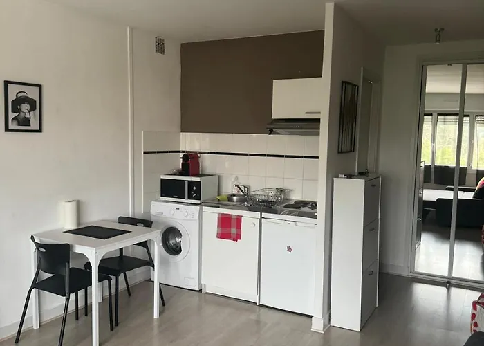 Lejlighed - 25 M2 Dans Avec Parking Prive A 10 Mn De Bordeaux En Tram