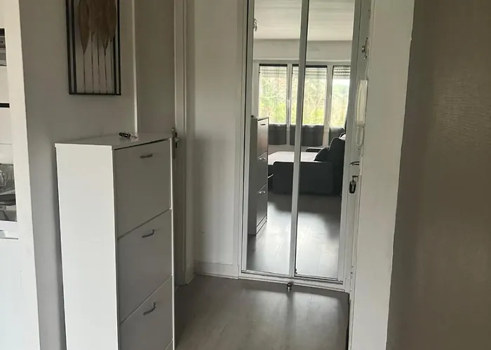 - 25 M2 Dans Avec Parking Prive A 10 Mn De Bordeaux En Tram Lejlighed *